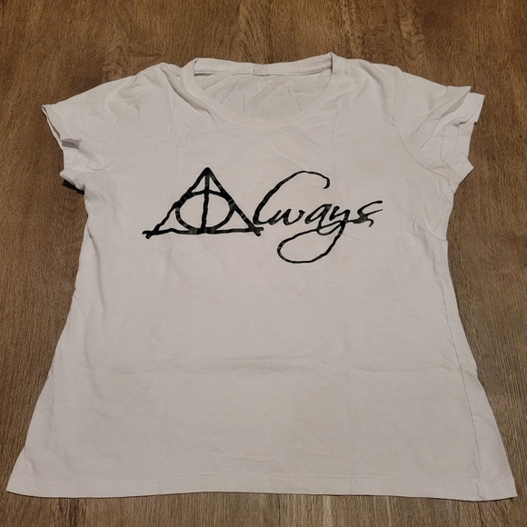 Harry Potter Logo T-Shirt - Picture 2 of 2